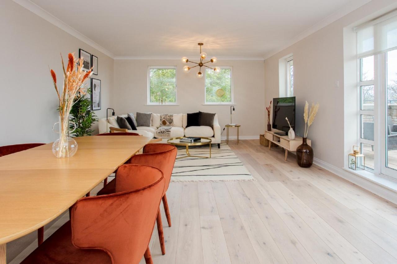 The Sparkford Gardens - Lovely 2Bdr With Balcony Лондон Екстериор снимка
